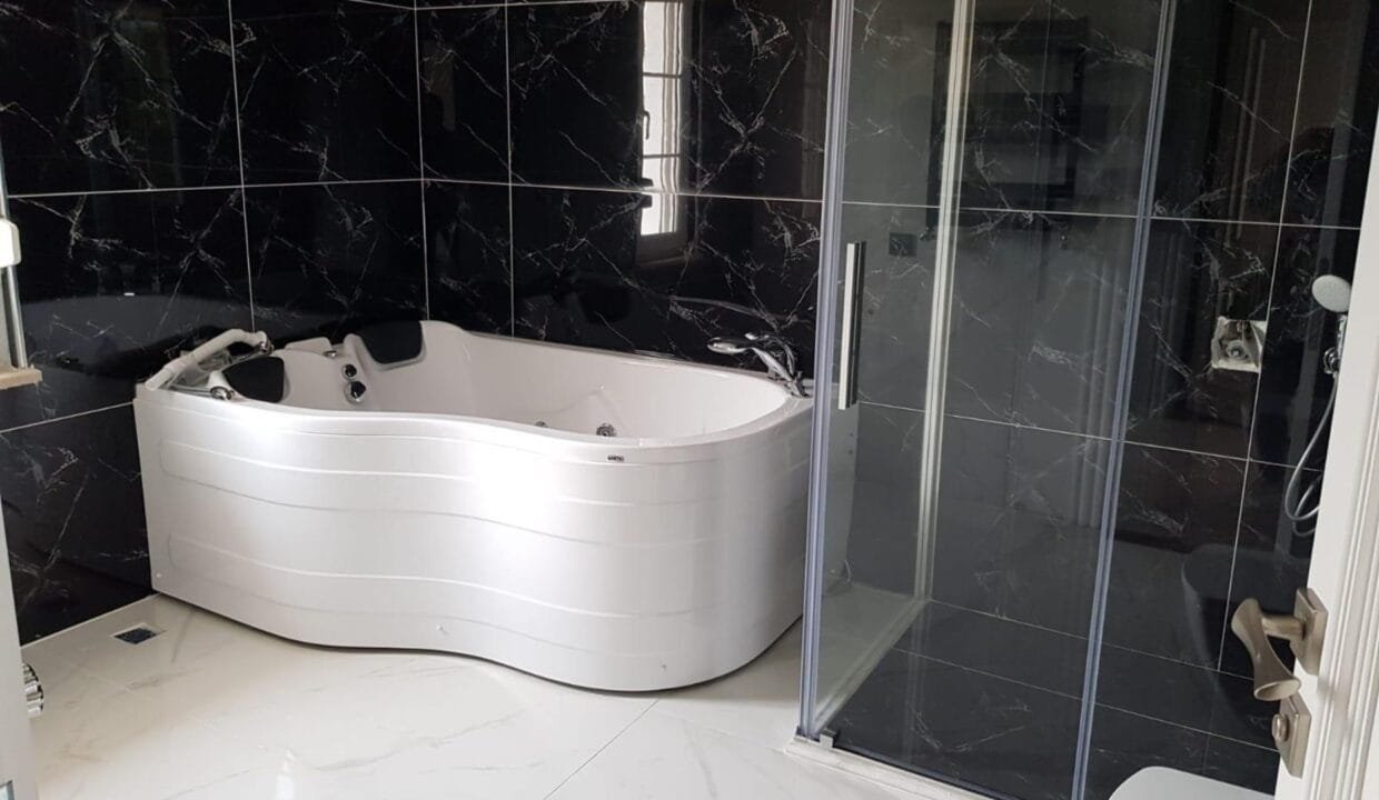 فلل بإطلالة بحرية في بيلك دوزو  مشروع كاليون مارينا Kalyon Marina