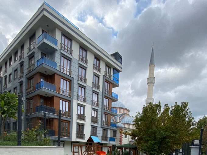 شقة مناسبة للجنسية التركية في بيليك دوزو